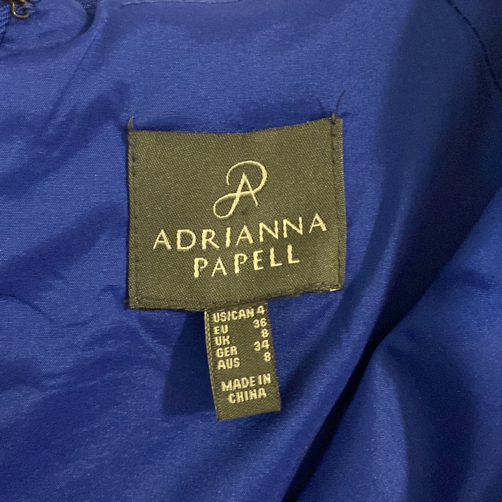 Adrianna Papell - Dress. Size 4. - Picture 3 of 4